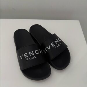 Givenchy Black Logo Slides